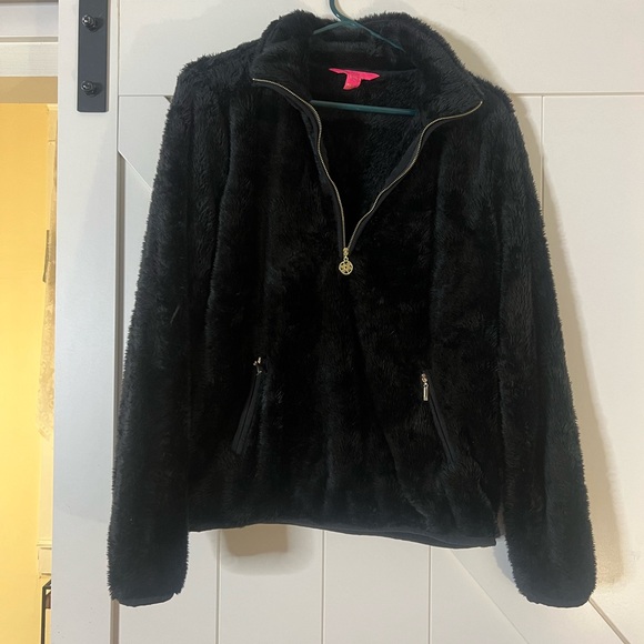 Lilly Pulitzer Sherpa Quarter Zip - Picture 1 of 3